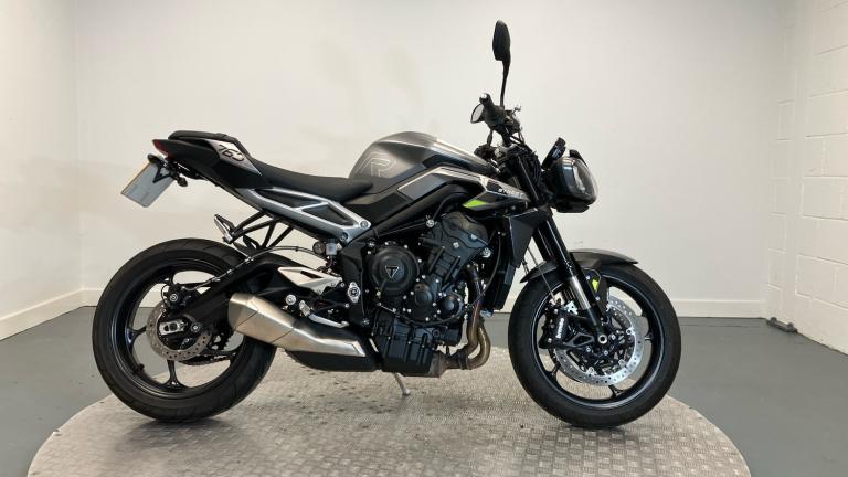 2024 Triumph STREET Street Triple R (23MY) ROADSTER PETROL Manual
