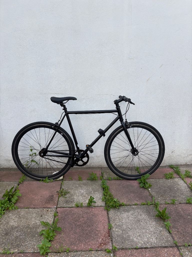 Road Bike/Single Speed/Recently Serviced !