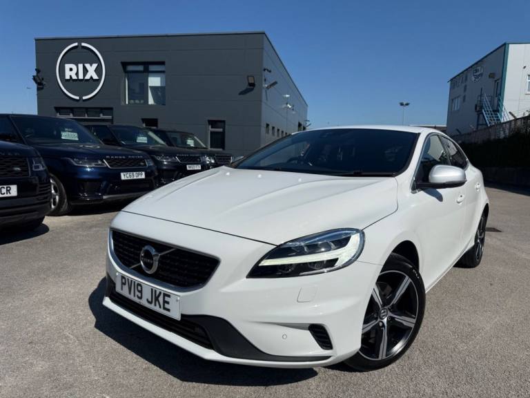 2019 Volvo V40 2.0 T2 R-Design Edition Hatchback 5dr Petrol Manual Euro 6-2 OWNER CAR FINI Hatchb...