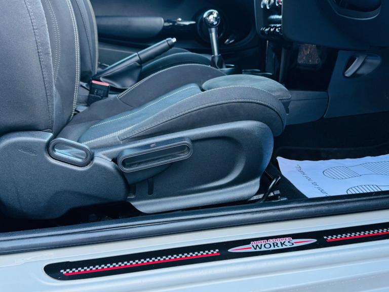 2018 MINI Hatch 2.0 John Cooper Works II 3dr HATCHBACK PETROL Manual