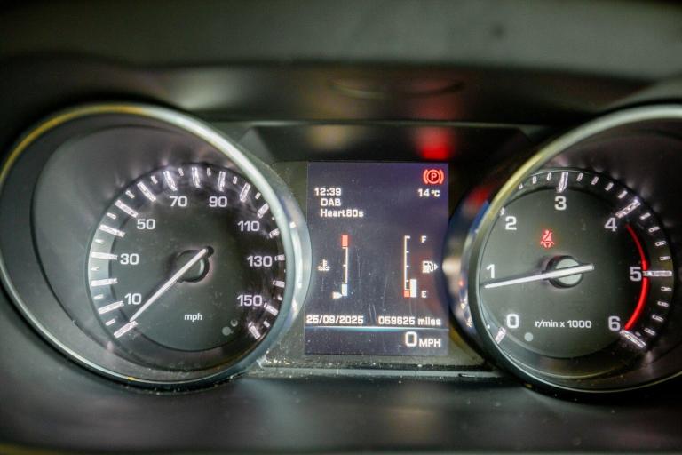 2016 Land Rover Discovery Sport 2.0 TD4 HSE 5dr [5 Seat] ESTATE DIESEL Manual