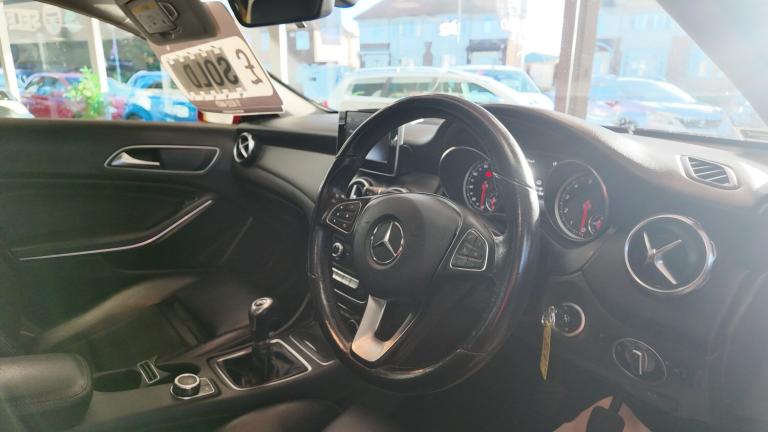 2018 Mercedes-Benz GLA GLA 200 SE 5dr ESTATE Petrol Manual
