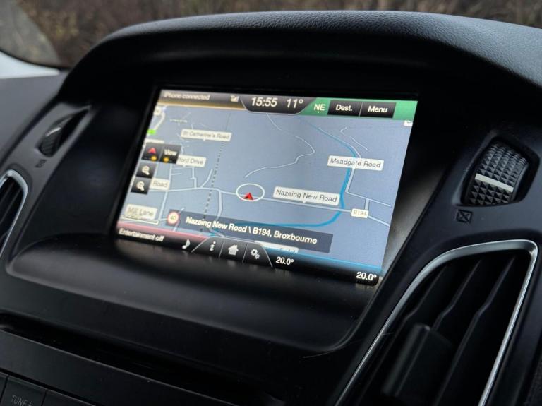 2015 Ford Focus 1.0T EcoBoost Titanium Euro 6 (s/s) 5dr HATCHBACK Petrol Manual