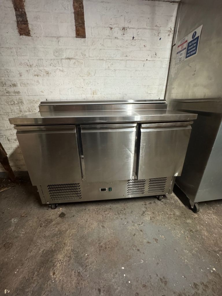 Refrigerated Pizza Prep Table 3 doors Sandwich top for restaurants
