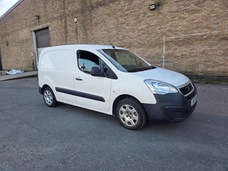 2018 Peugeot Partner 625 1.6 BlueHDi 75 Professional Van PANEL VAN Diesel Manual