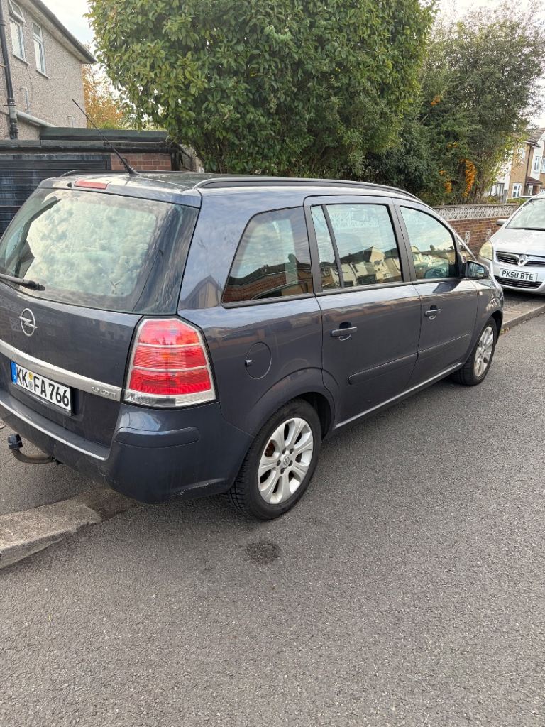 Vauxhall Zafira diesel 7 seater left hand drive 