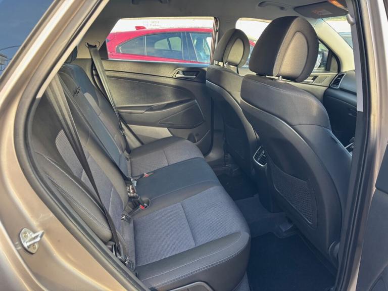 2017 Hyundai TUCSON 1.7 CRDi Blue Drive SE Nav 5dr 2WD DCT ESTATE DIESEL Automatic