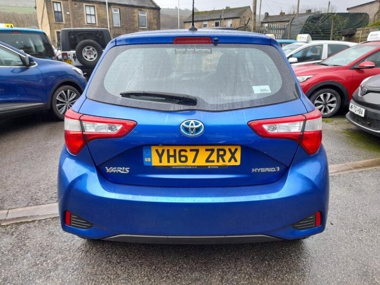 Toyota Yaris VVT-I ICON TECH +nav + camera, AUTO, 2 OWNERS, BLUE