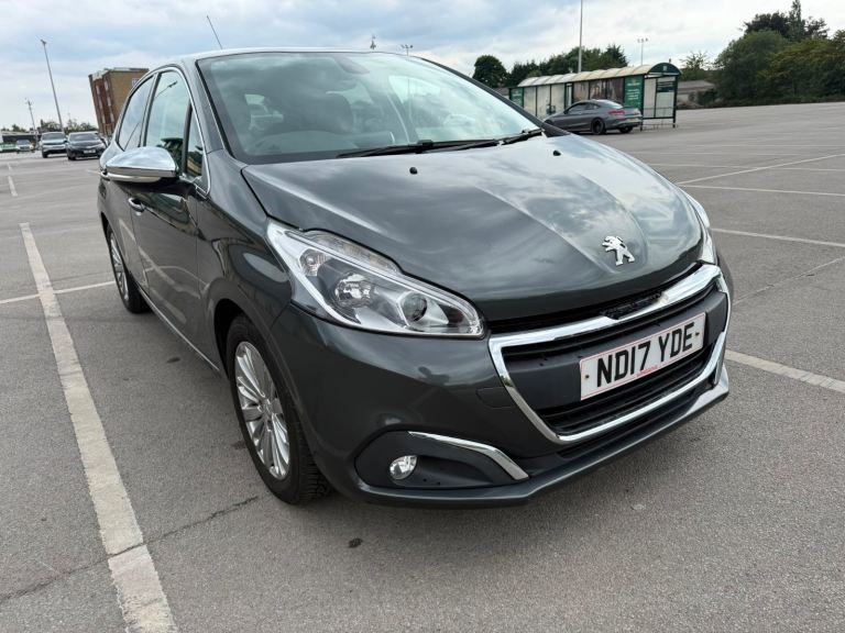 Peugeot, 208, Hatchback, 2017, Manual, 1199 (cc), 5 doors