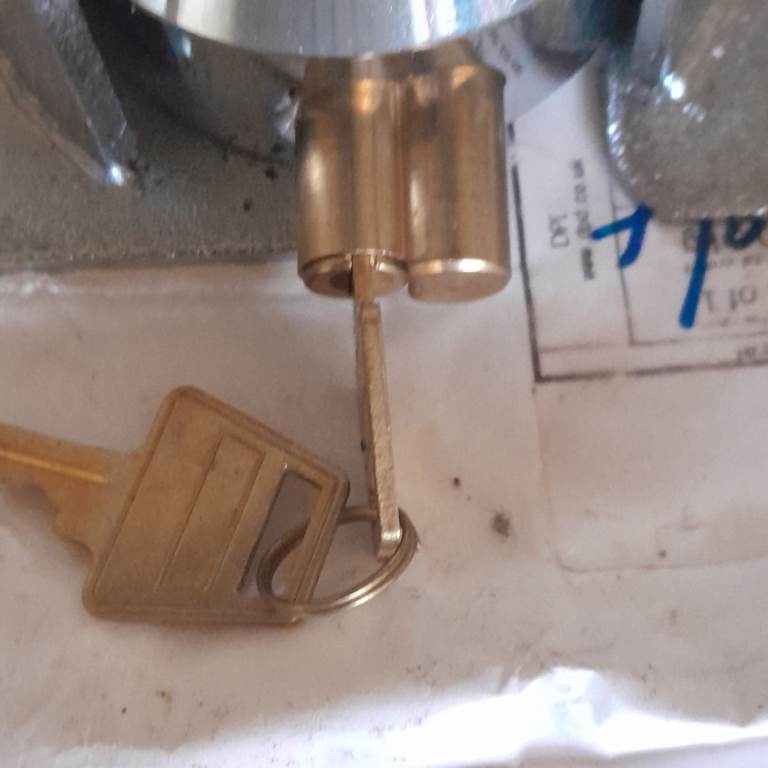 Lock for backdoor of your van 