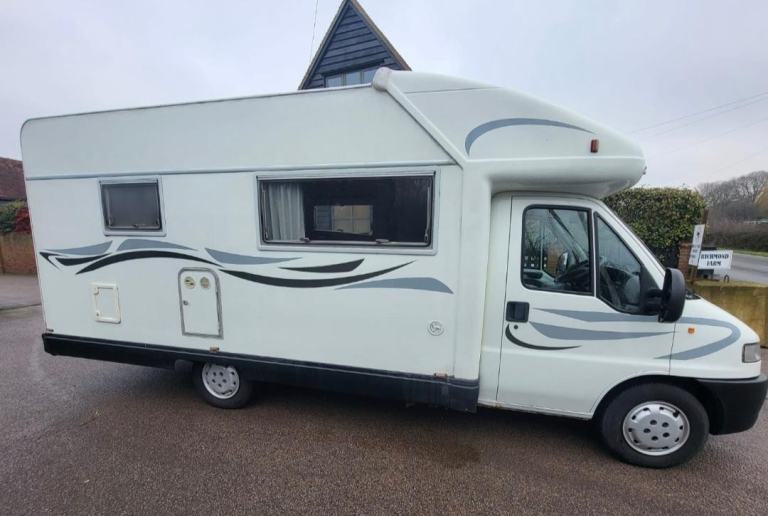 Benimar Aereo Coachbuilt Motorhome 2000