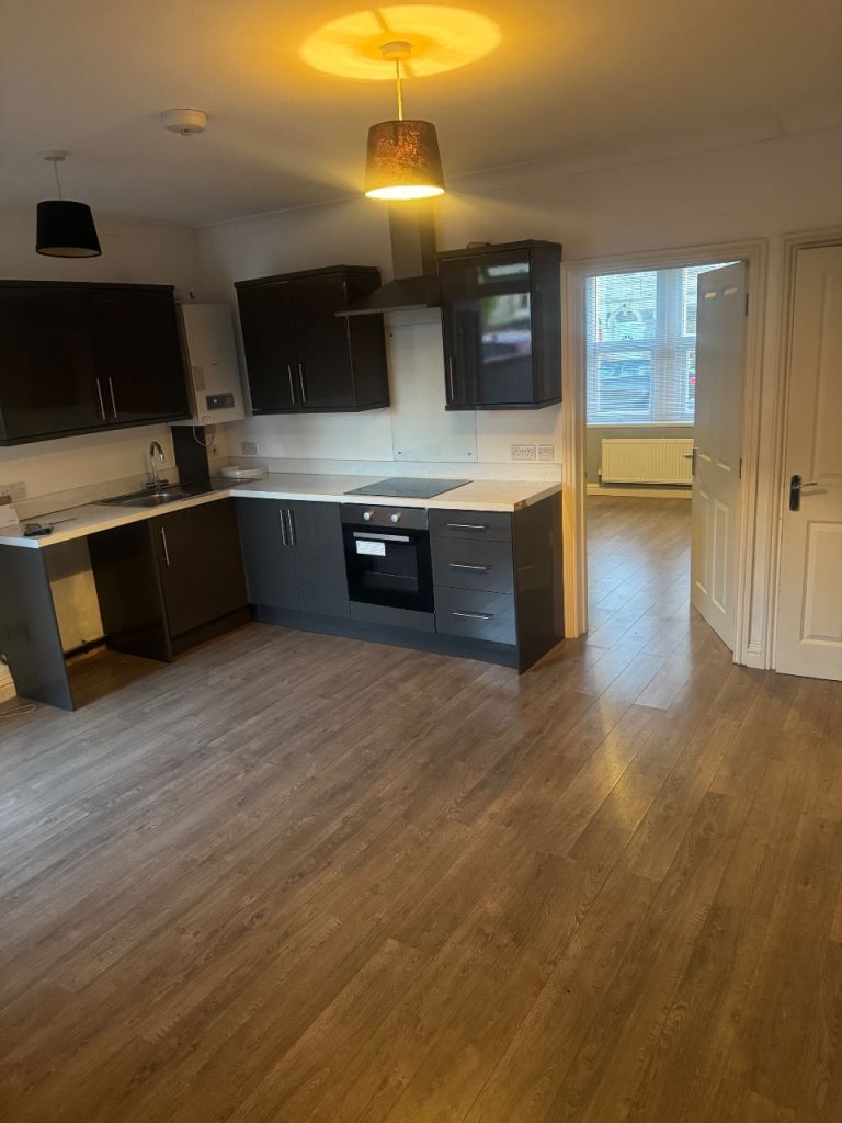 2 Bedroom flat to let