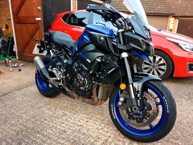 Yamaha MT10 