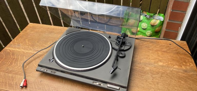 Technics SL-BD22D Turntable Record Player