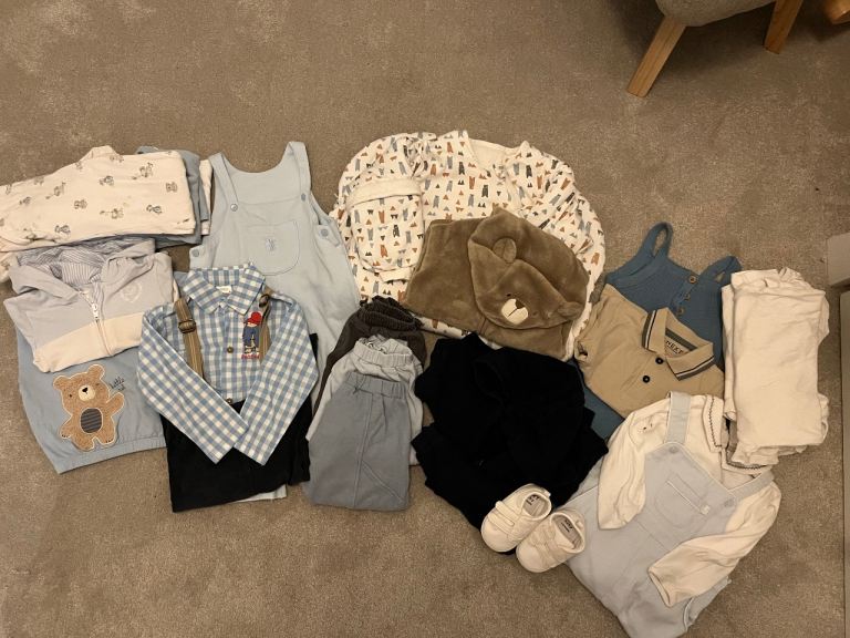 Huge bundle of baby boys clothes 9-12 months 