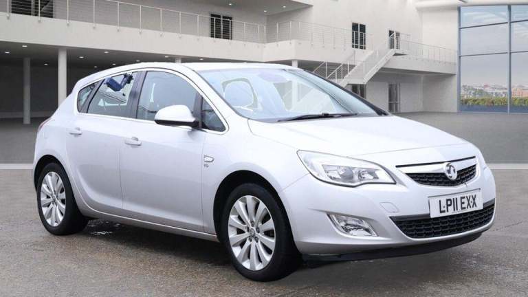 2011 Vauxhall Astra 1.4T 16V Elite [140] 5dr HATCHBACK PETROL Manual