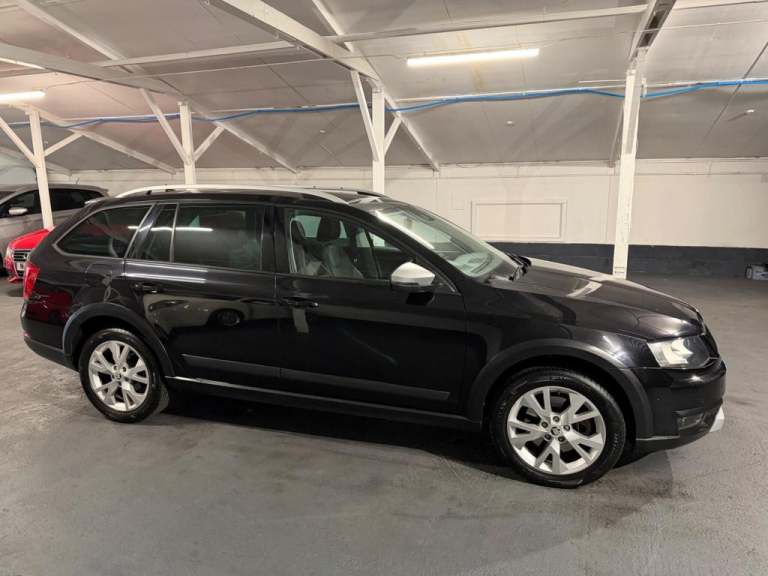  Skoda Octavia 2.0 TDI Scout DSG 4WD Euro 6 (s/s) 5dr Diesel