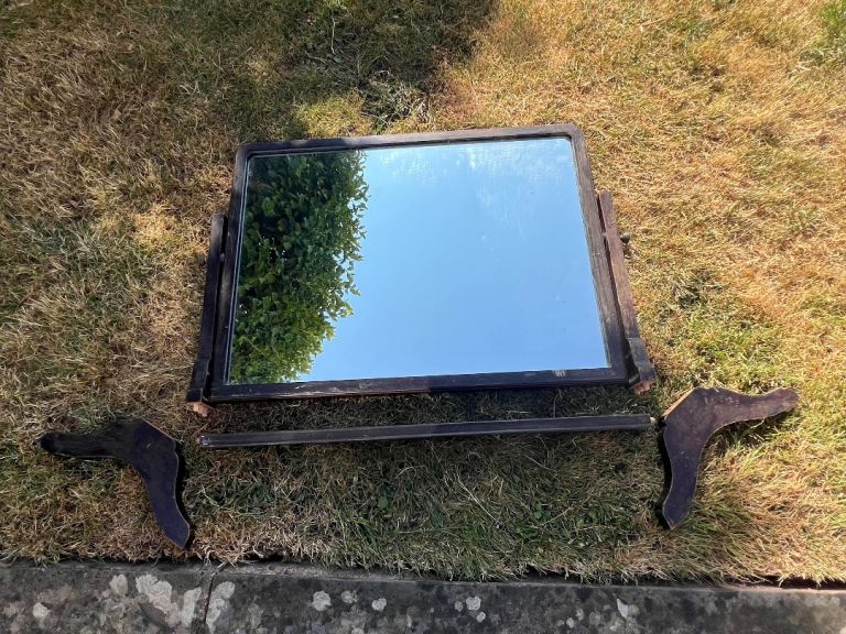 VINTAGE ANTIQUE DARK WOODEN SWIVEL DRESSER TABLE MIRROR IN NEED OF TLC