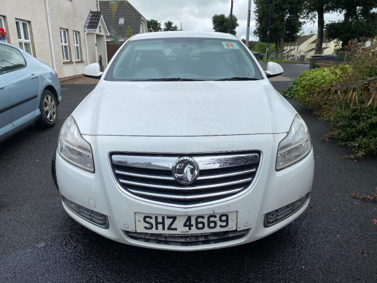 Vauxhall, INSIGNIA, Hatchback, 2011, Manual, 1956 (cc), 5 doors, MOT TILL 16/02/27