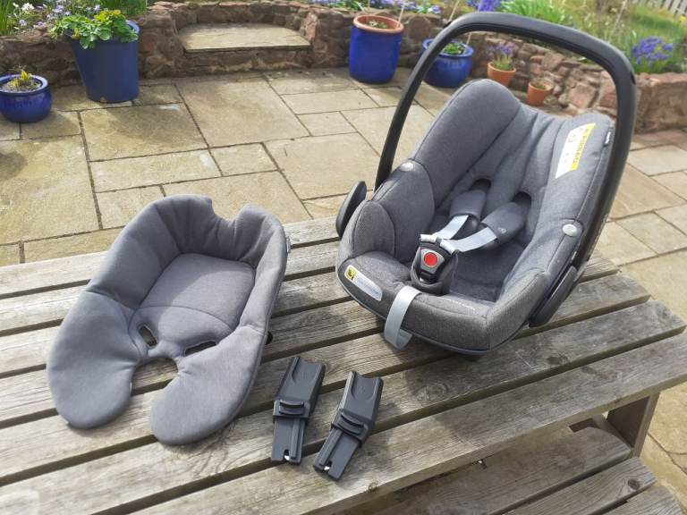 Maxi-Cosi Car Seat – Grey, Good Condition
