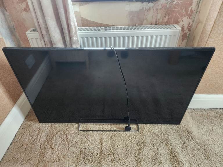 TOSHIBA 32W3863DB 42-inch LCD Colour TV - Good Condition