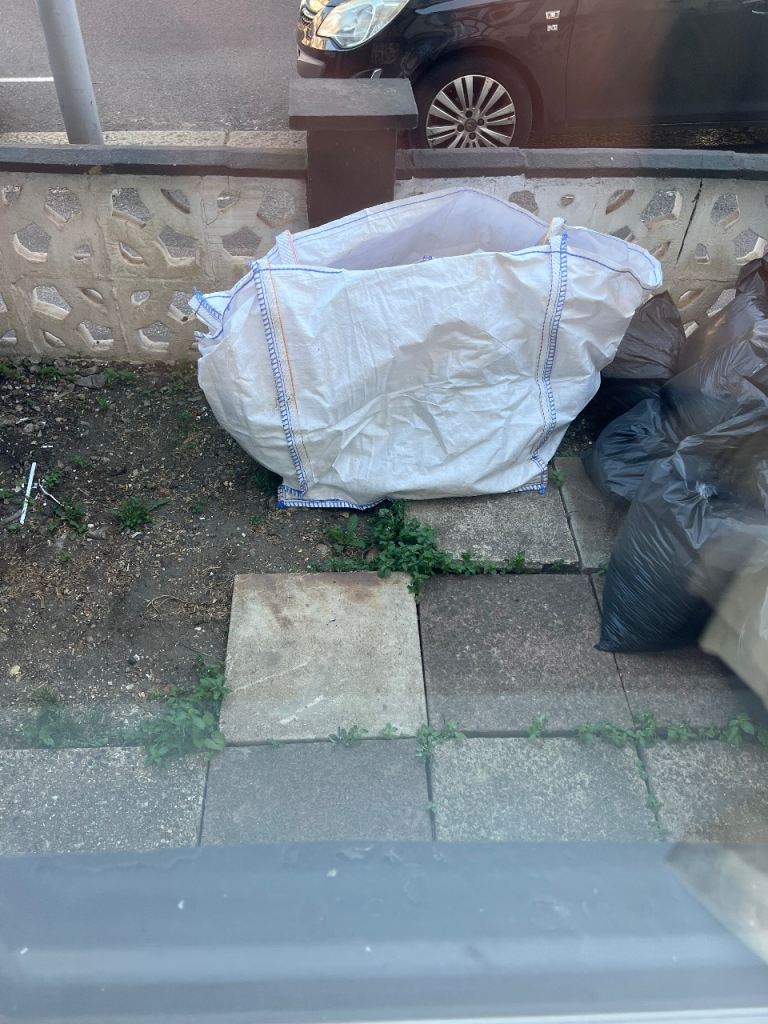 Free rubble / skip bags