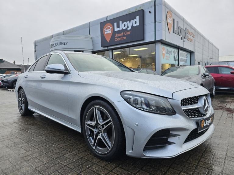 MERCEDES-BENZ C CLASS C300d AMG Line Premium 4dr 9G-Tronic