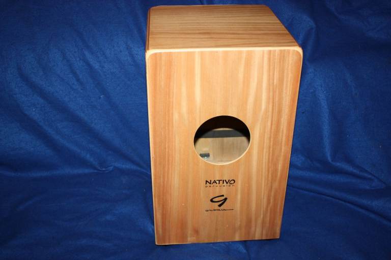 Nativo INIC-BROWN Inicia Series Standard-Class A Oak Cajon ~ Brown Front Finish ~ £95 ono