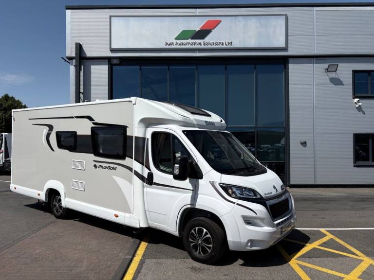 2024 ELDDIS AUTOQUEST 155 RIVA GOLD Fixed French Bed - Front Lounge - 3500kg Motorhome Diesel Aut...