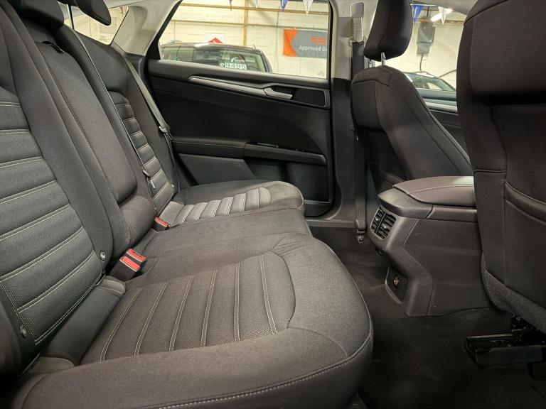 2017 Ford Mondeo 1.5 TDCi ECOnetic Zetec 5dr HATCHBACK DIESEL Manual