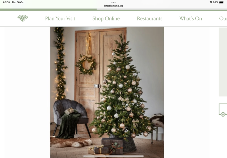 image for Pre-Lit 8ft Xmas Tree