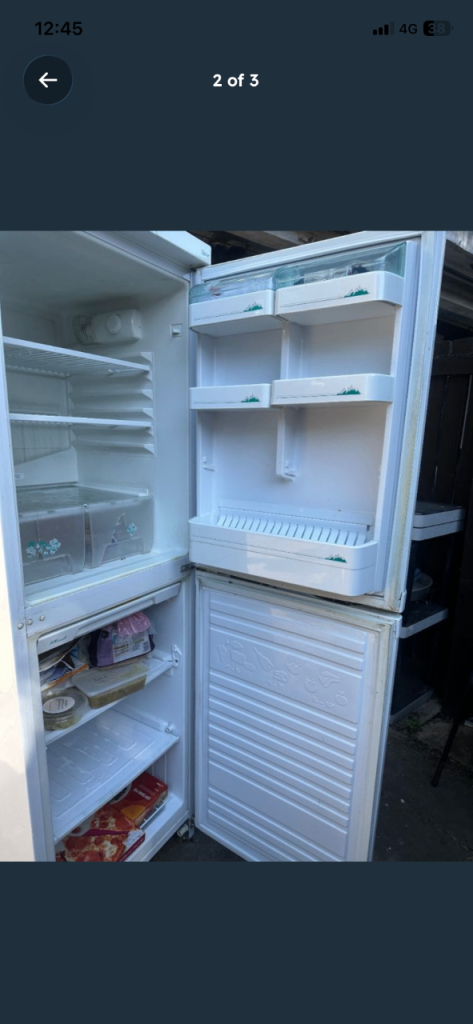 White Fridge Freezer – Good Condition