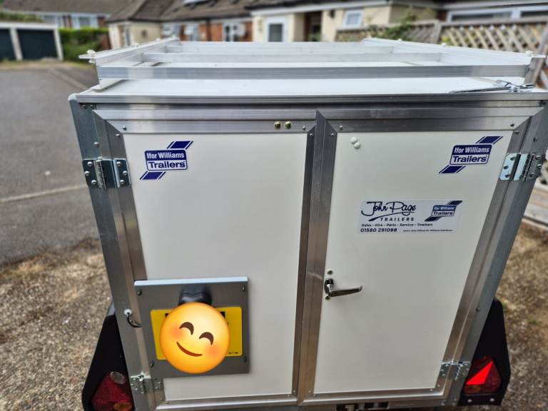 Ifor Williams BV64E trailer