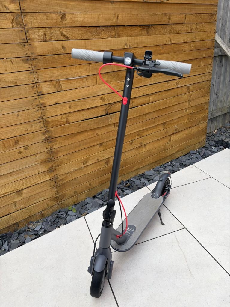 Electric scooter 