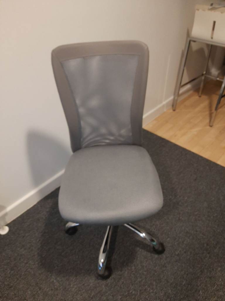 Neaely New Office Chair - Excellent Condition - Assembled - Collection Only