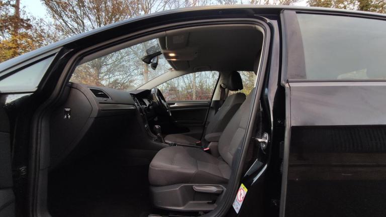 2013 Volkswagen Golf 1.4 TSI BlueMotion Tech SE DSG Euro 5 (s/s) 5dr HATCHBACK Petrol Automatic