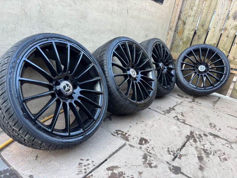 Mercedes Staggered 19” AMG Alloy Wheels