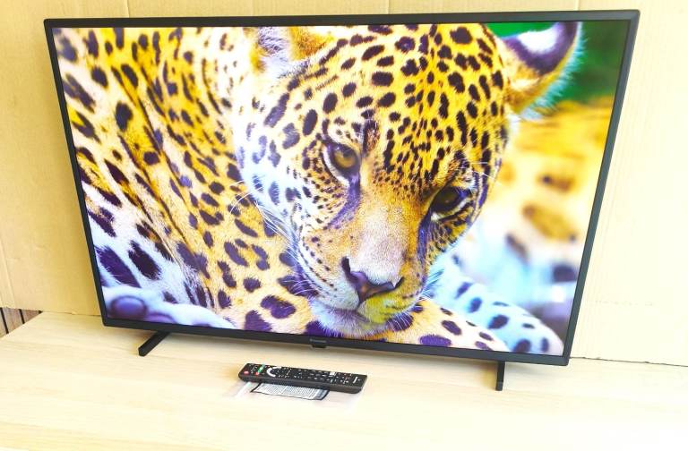PANASONIC TX-40JX800B 40" inch Smart 4K Ultra HD HDR10+ HCX LED TV Dolby Vision Google Assistant