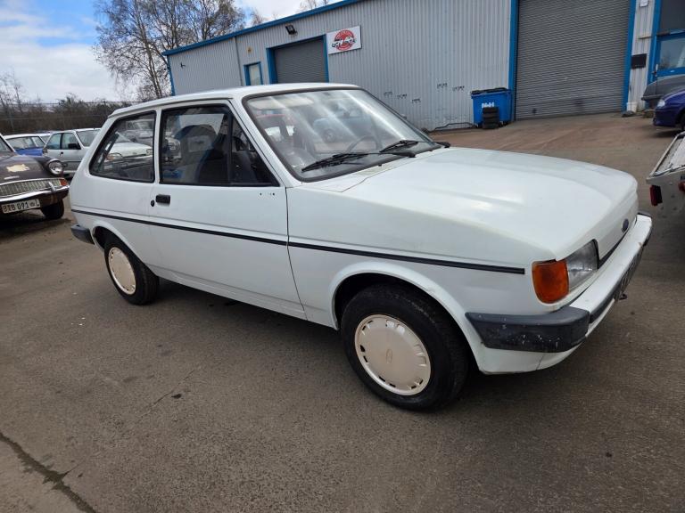 1985 Ford FIESTA 11 L Hatchback Petrol Manual
