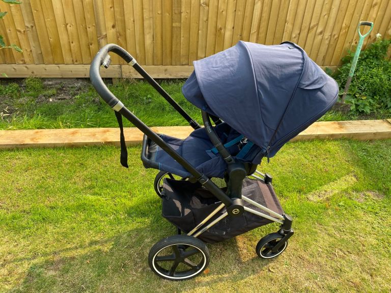 Cybex Priam pram / push chair with cosy muff