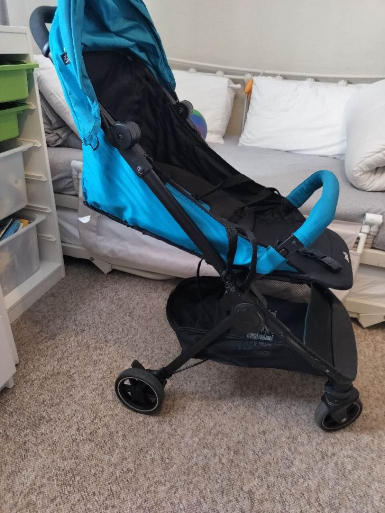 JOIE LIGHTWEIGHT COMPACT STROLLER WITH CARRY BAG