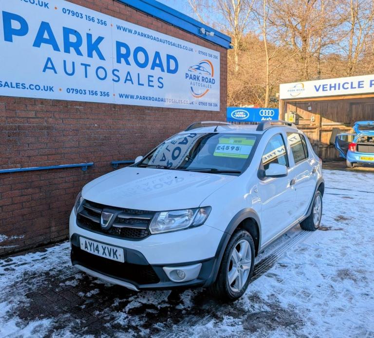 DACIA SANDERO STEPWAY 0.9 Stepway Laureate TCe 90 2014