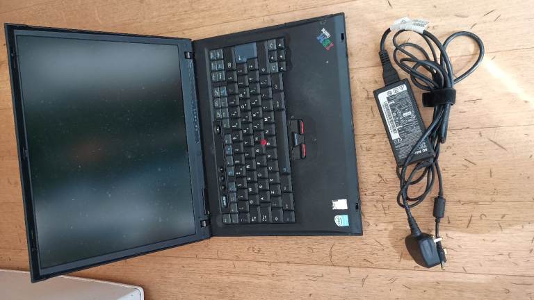 IBM ThinkPad R51e -  laptop notebook netbook  – Good Condition