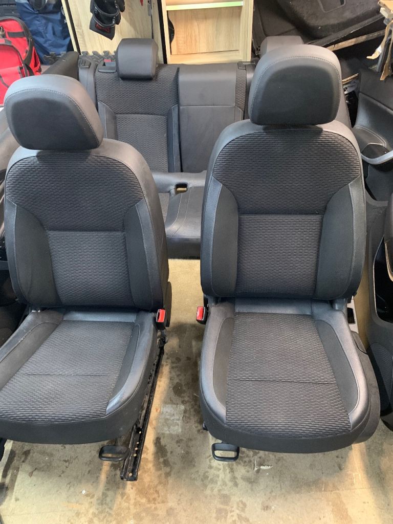 Insignia full interior