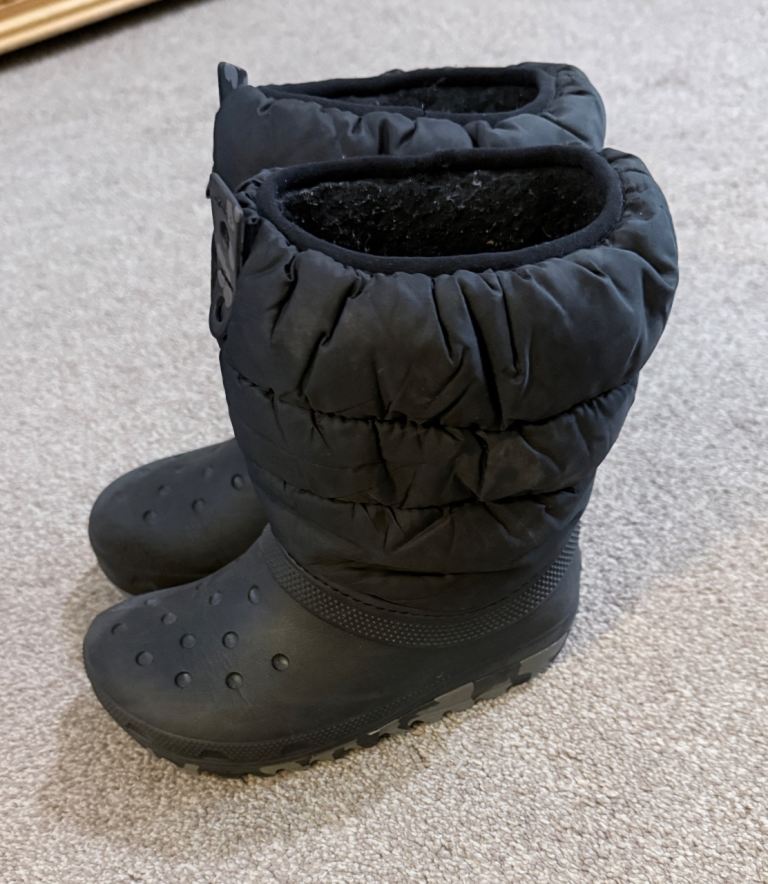 Crocs Classic Neo Puff Boots Size Uk 3