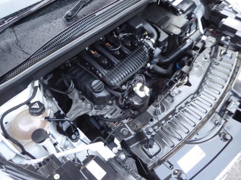 VAUXHALL CROSSLAND X 1.2 SRi Nav 2020