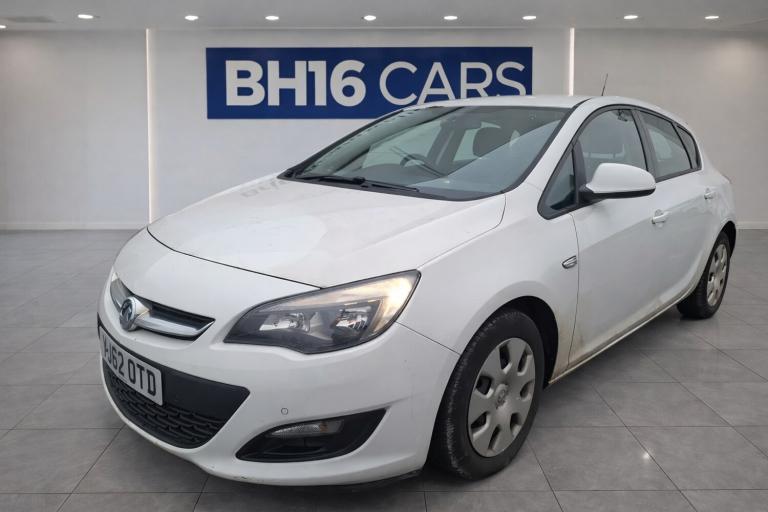 2013 Vauxhall Astra 1.3 CDTi 16V ecoFLEX ES 5dr HATCHBACK Diesel Manual