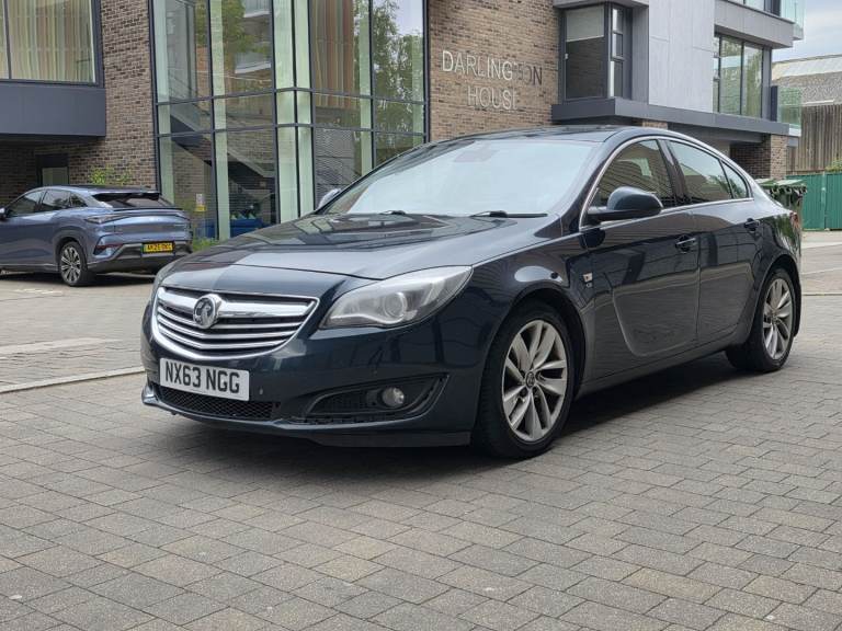 Vauxhall, INSIGNIA, Hatchback, 2013, Manual, 1956 (cc), 5 doors