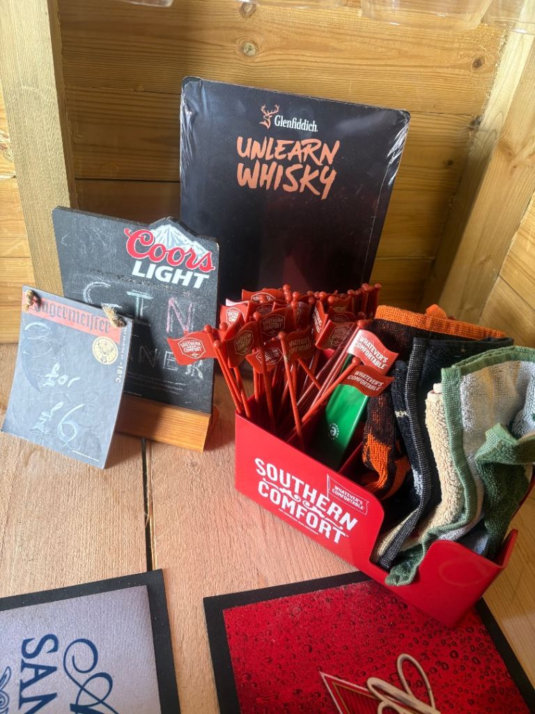 Bar Chalk Board And Bar Caddy With Bar Towels - Pub / Garden Bar / Mancave / Southern Comfort