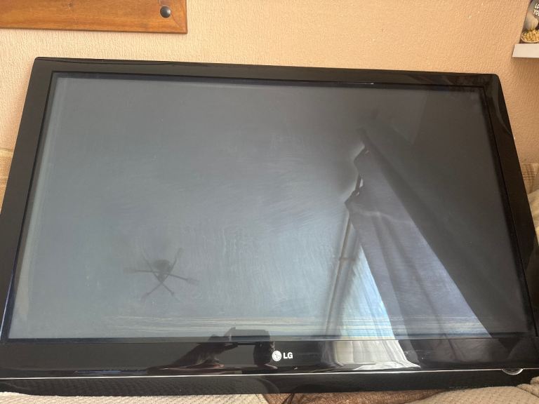 LG 50” LED TV
